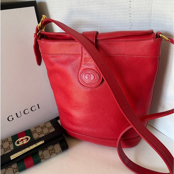 AUTHENTIC, GORGEOUS GG MARMONT VINTAGE SHOULDER BAG GUCCI. - Picture 4 of 17